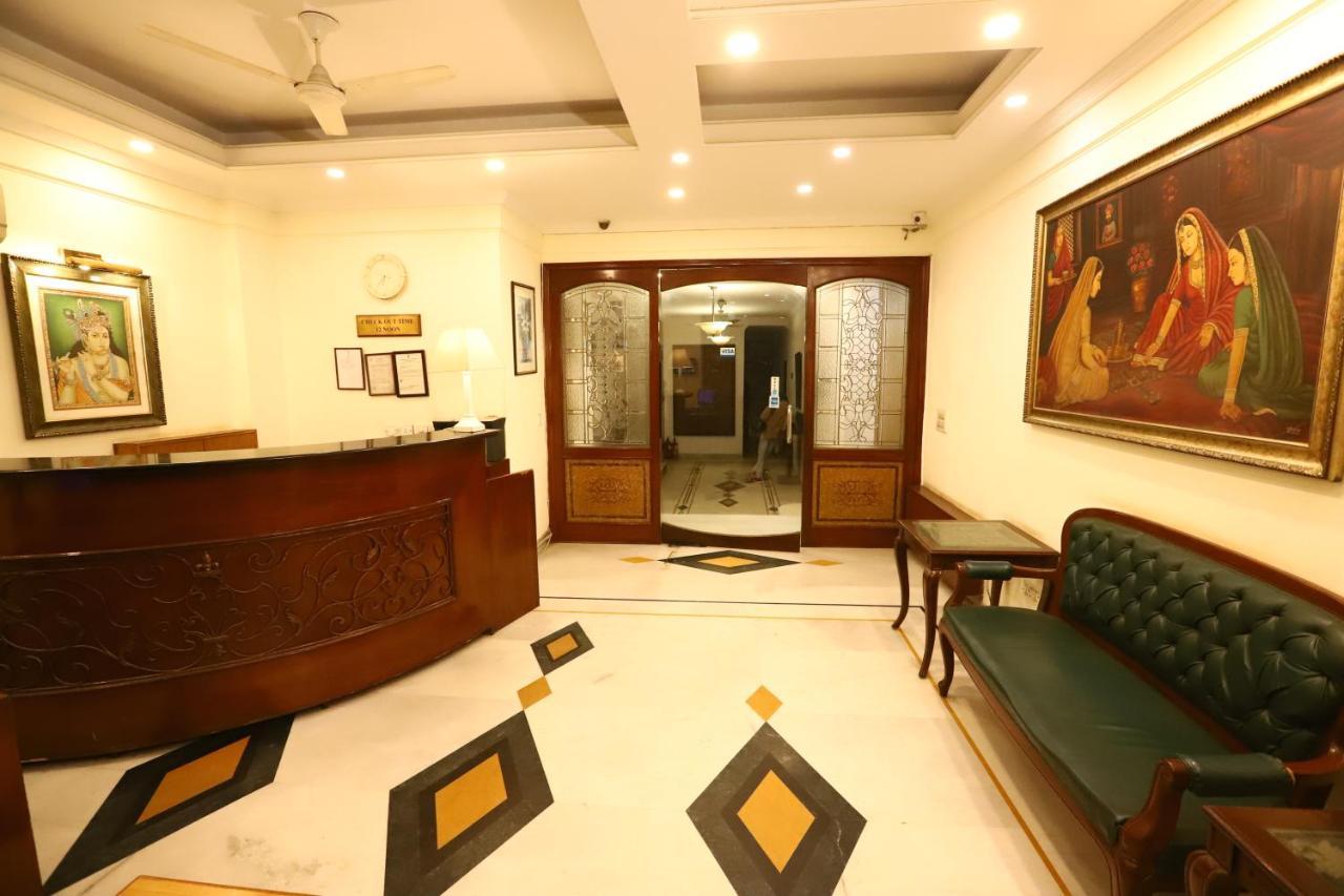 Hotel Ambica Palace Aiims New Delhi - Couple Friendly Local Id Accepted Exteriör bild