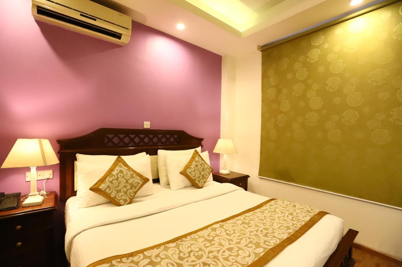 Hotel Ambica Palace Aiims New Delhi - Couple Friendly Local Id Accepted Exteriör bild